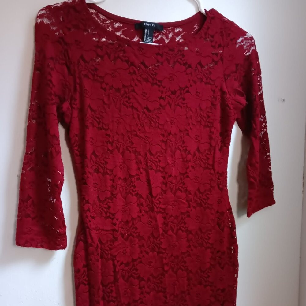 Forever 21  Lace Fit And Flare Dress 3/4 Sleev Color burgandy size small